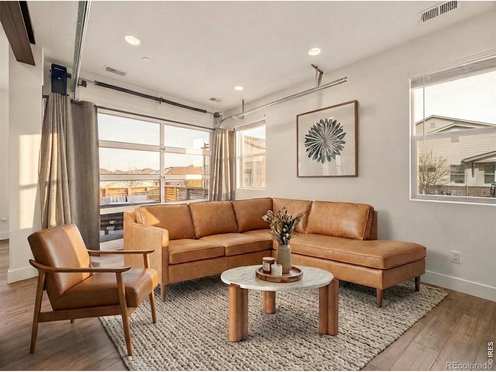 19518 E Sunset Circle