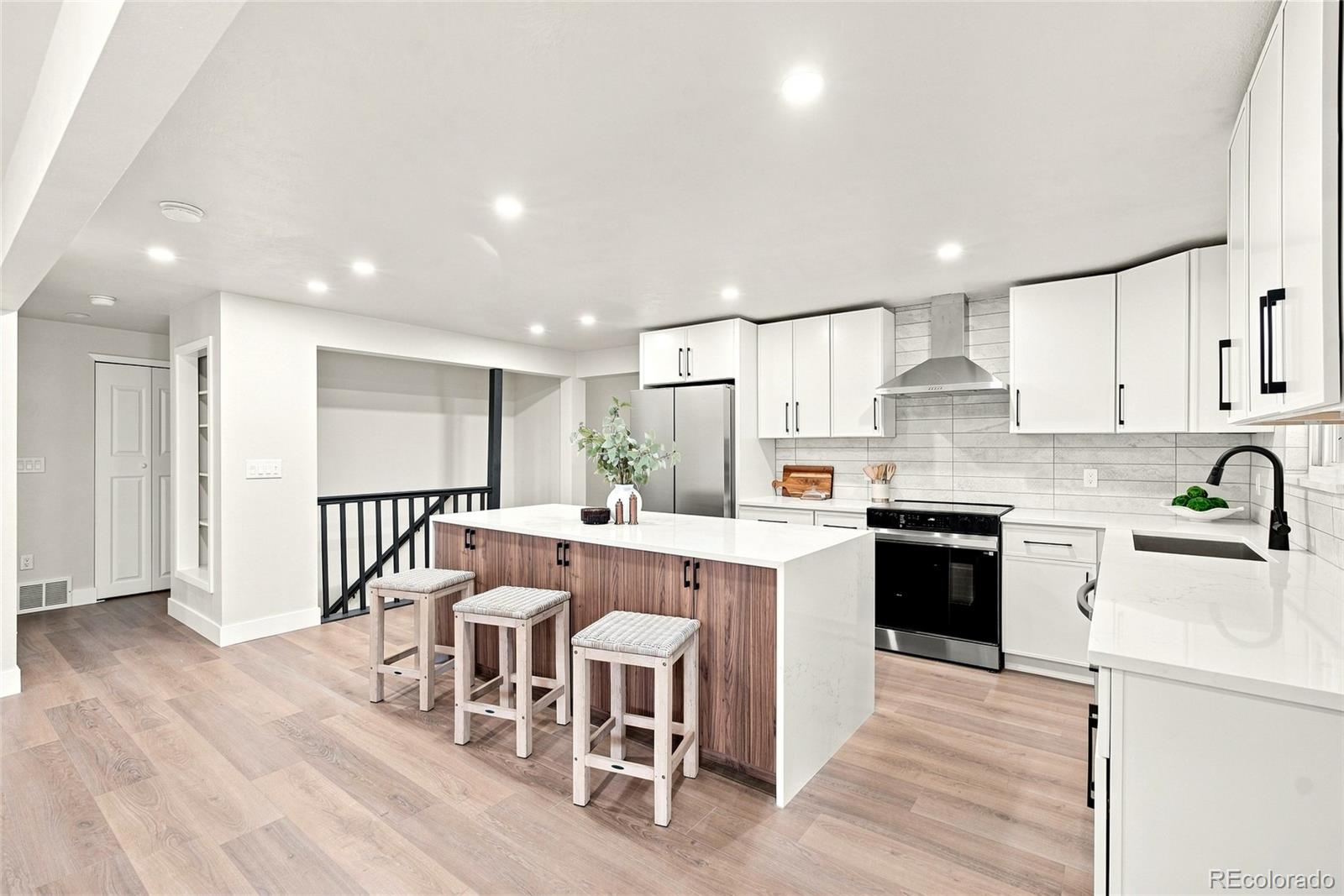 12128 W 62nd Place