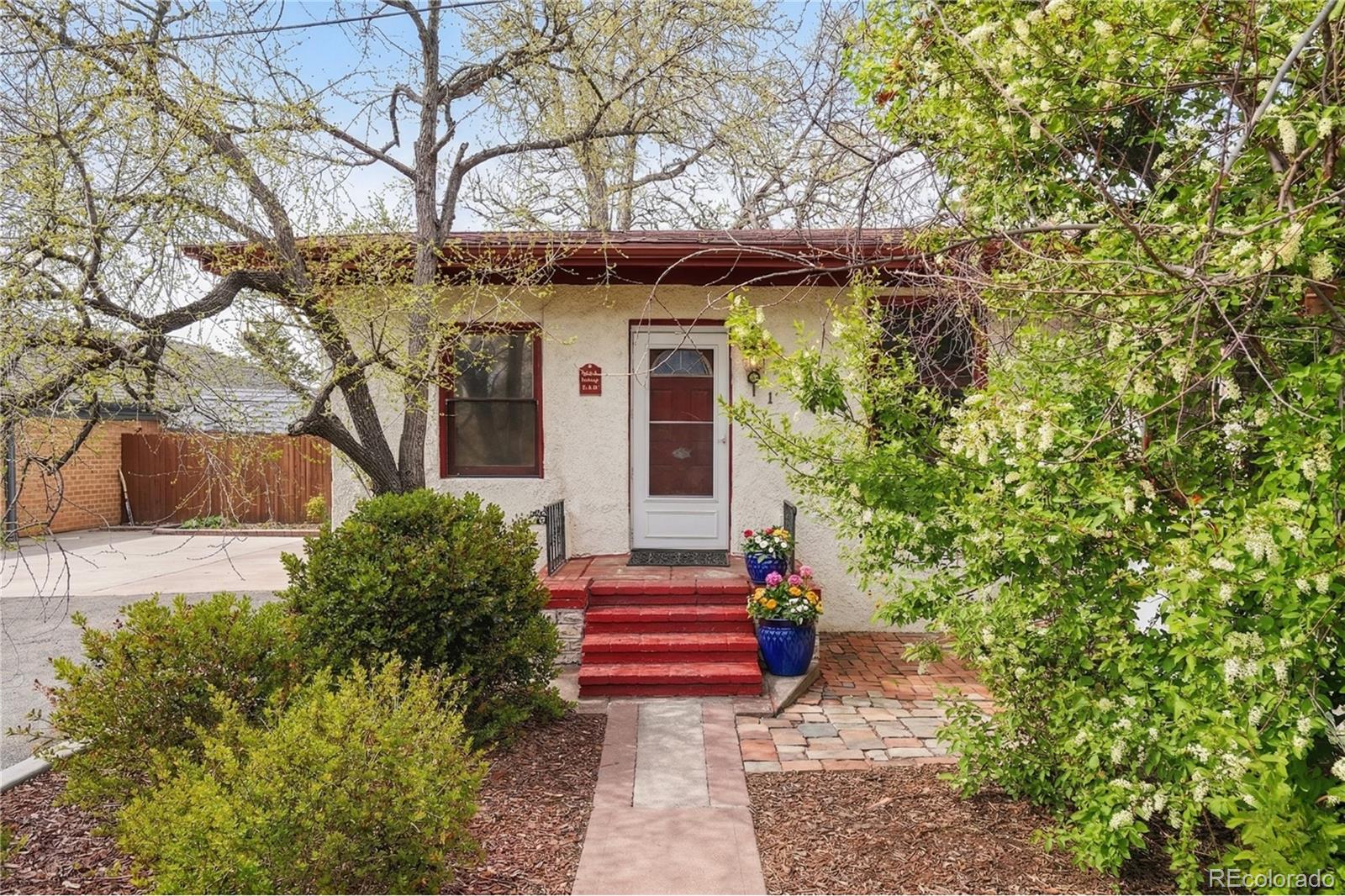 1648 N Winona Court 1