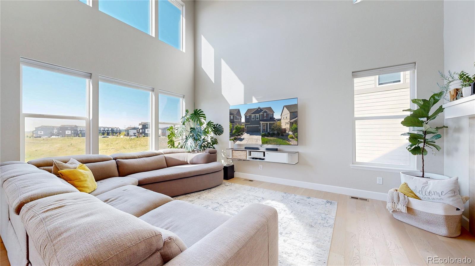 416 Hyde Park Circle, Castle Pines, CO, 80108 2 416 Hyde Park Circle