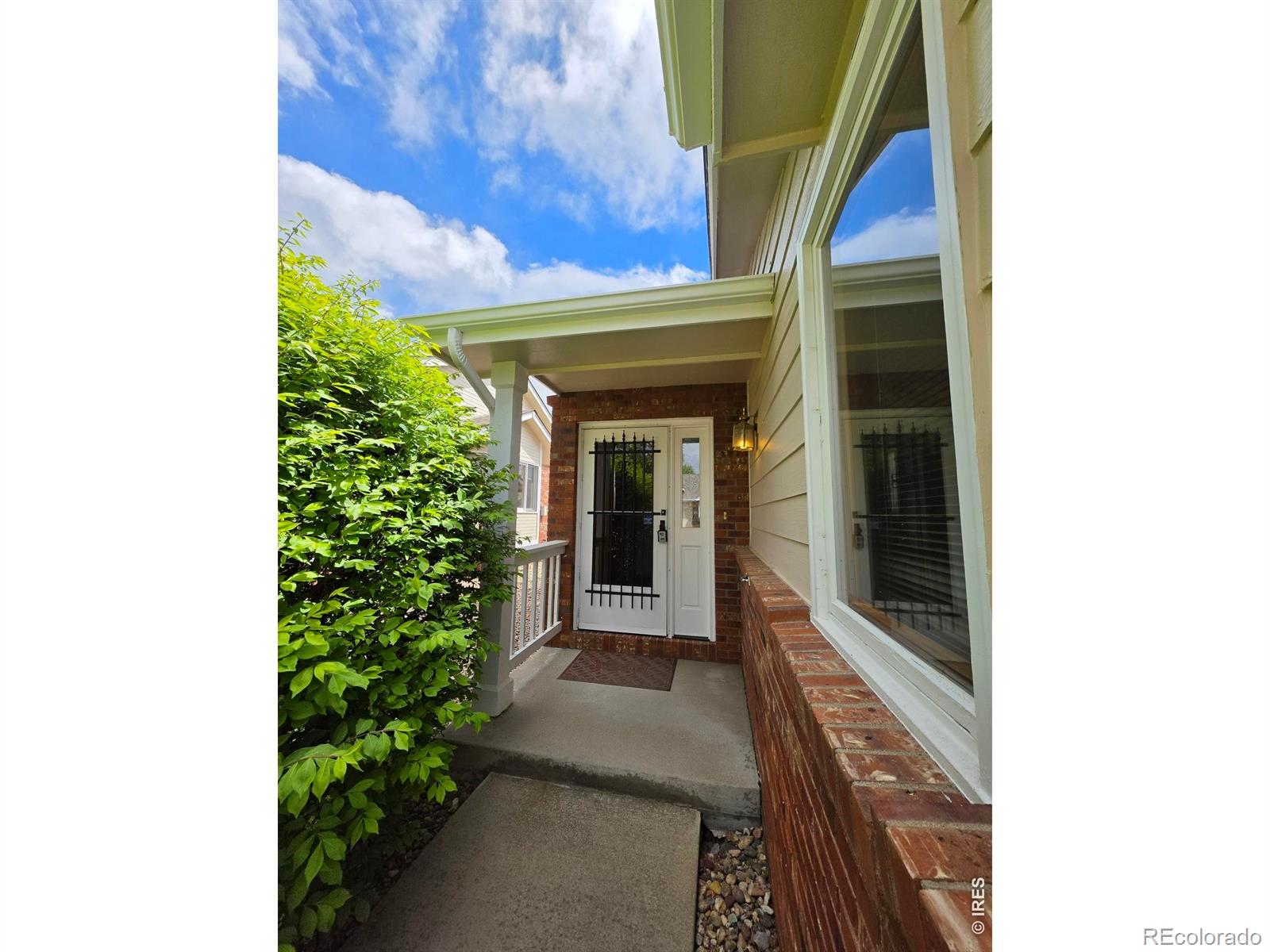 1526 Tulip Court