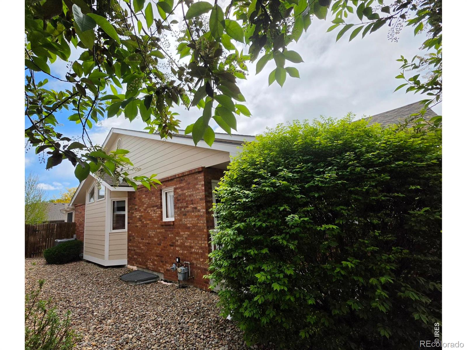 1526 Tulip Court