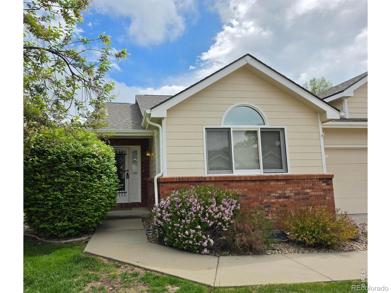 1526 Tulip Court