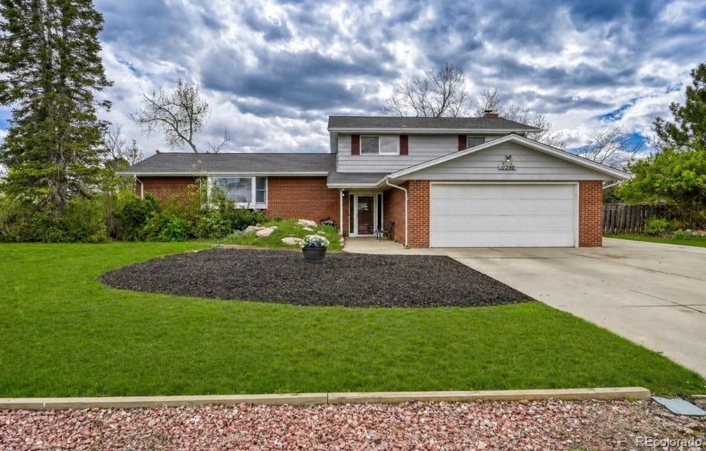 Photo of 11290 W 77th Drive, Arvada, CO 80005 (MLS # 7516923)