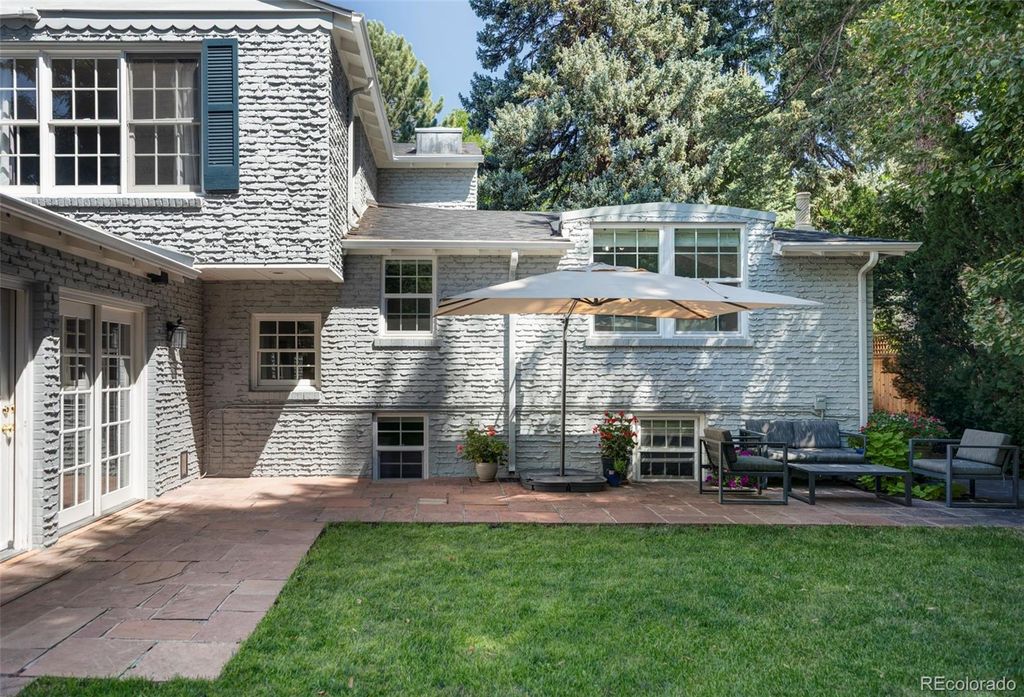 Photo of 4824 E 6th Ave Pkwy, Denver, CO 80220 (MLS # 9742446)