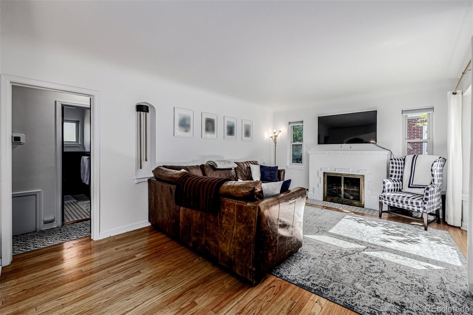 3015 E Mississippi Avenue