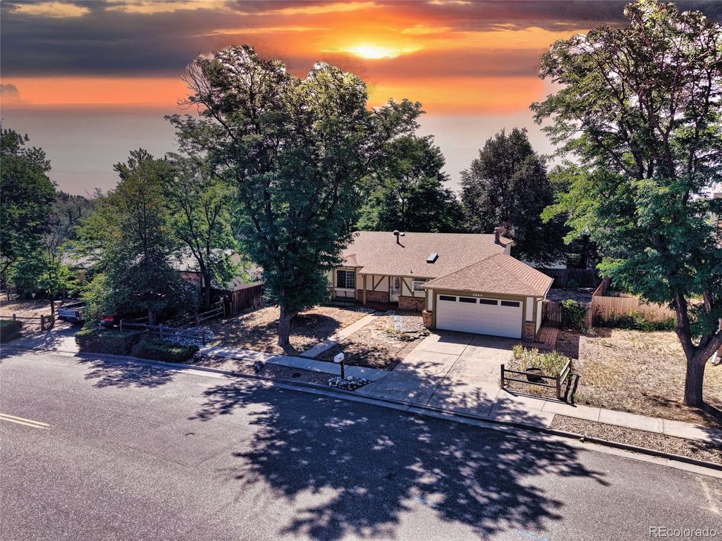 Photo of 3844 S Richfield Street, Aurora, CO 80013 (MLS # 8673296)