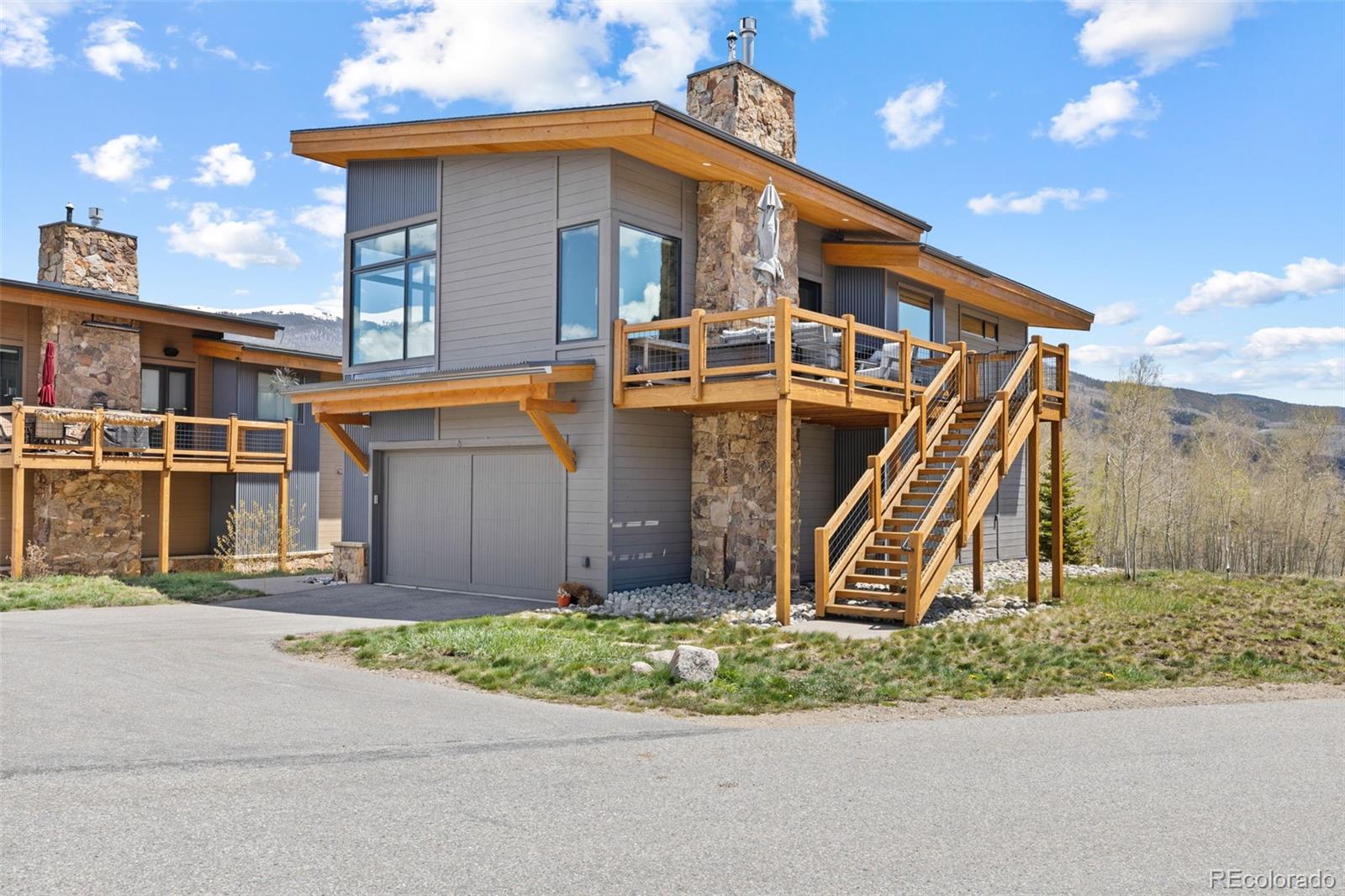 6 Vernon Way