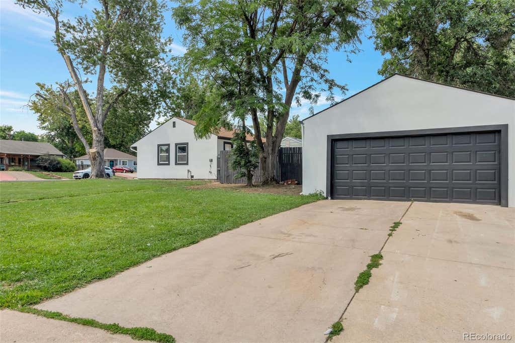 Photo of 2396 S Knox Court, Denver, CO 80219 (MLS # 3119568)