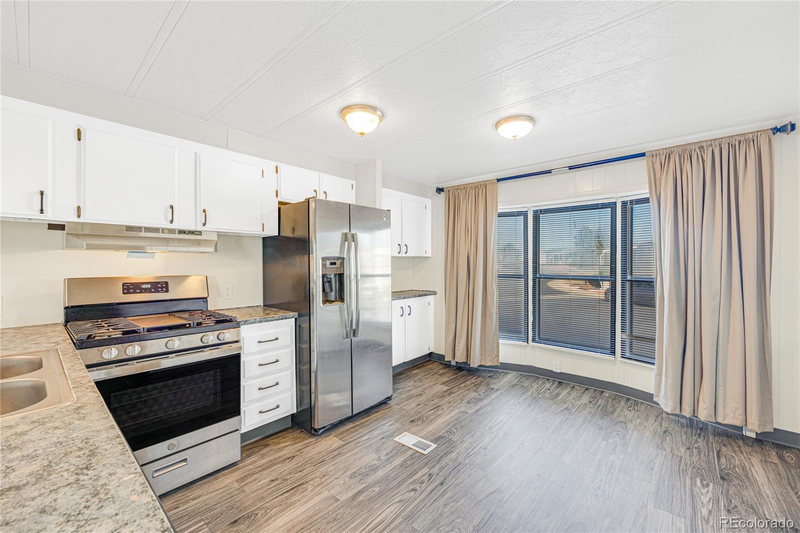 205 N Murray Boulevard