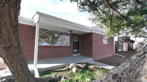 Photo of 1201 Reed Street, Lakewood, CO 80214 (MLS # 2902435)