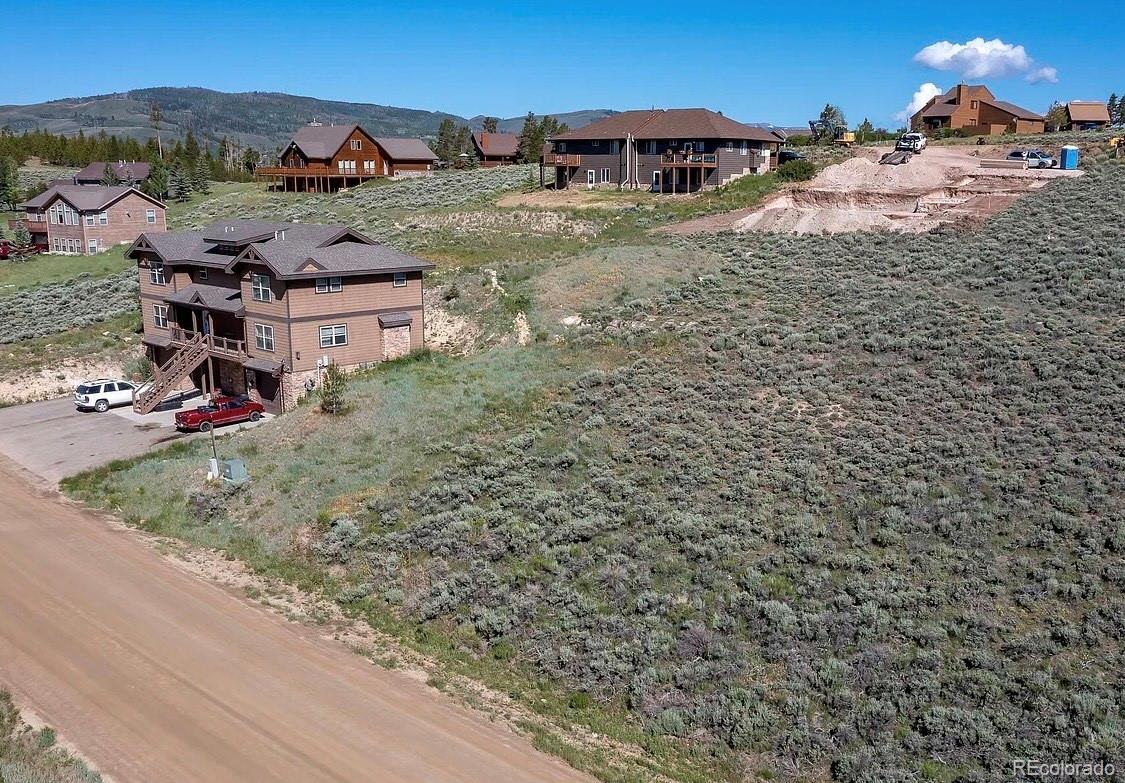 985 Forrest Drive