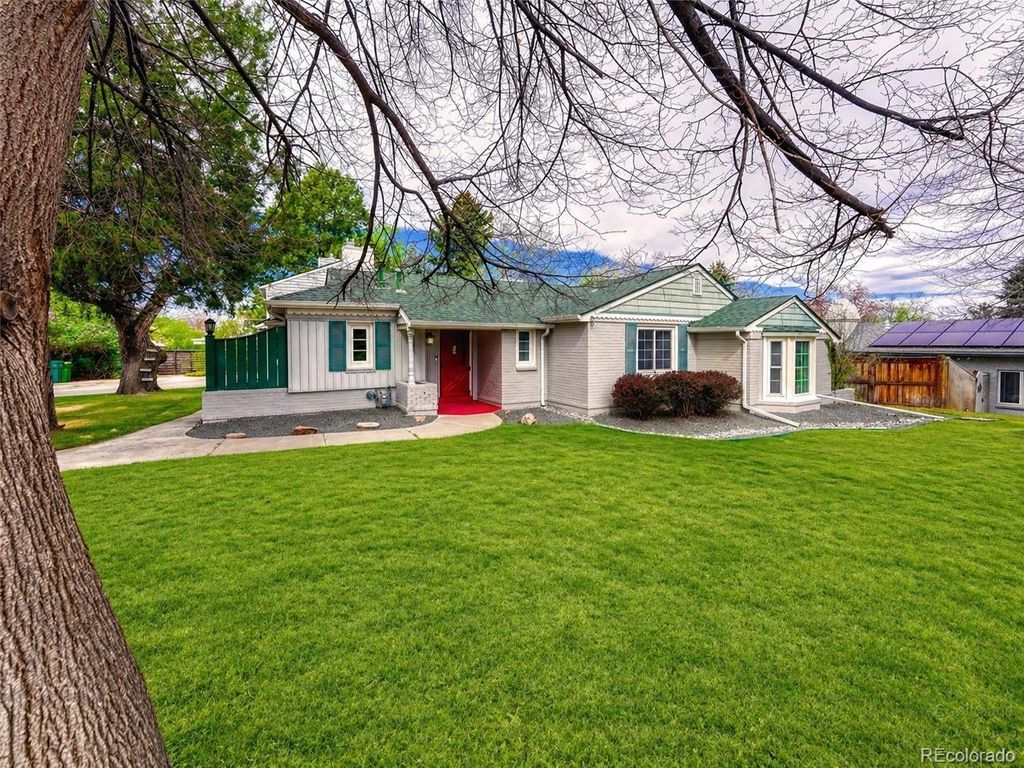 Photo of 4021 Estes Street, Wheat Ridge, CO 80033 (MLS # 3527874)