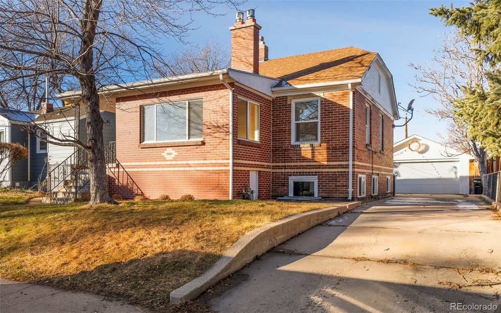 Photo of 2821 S Grant Street, Englewood, CO 80113 (MLS # 2699213)