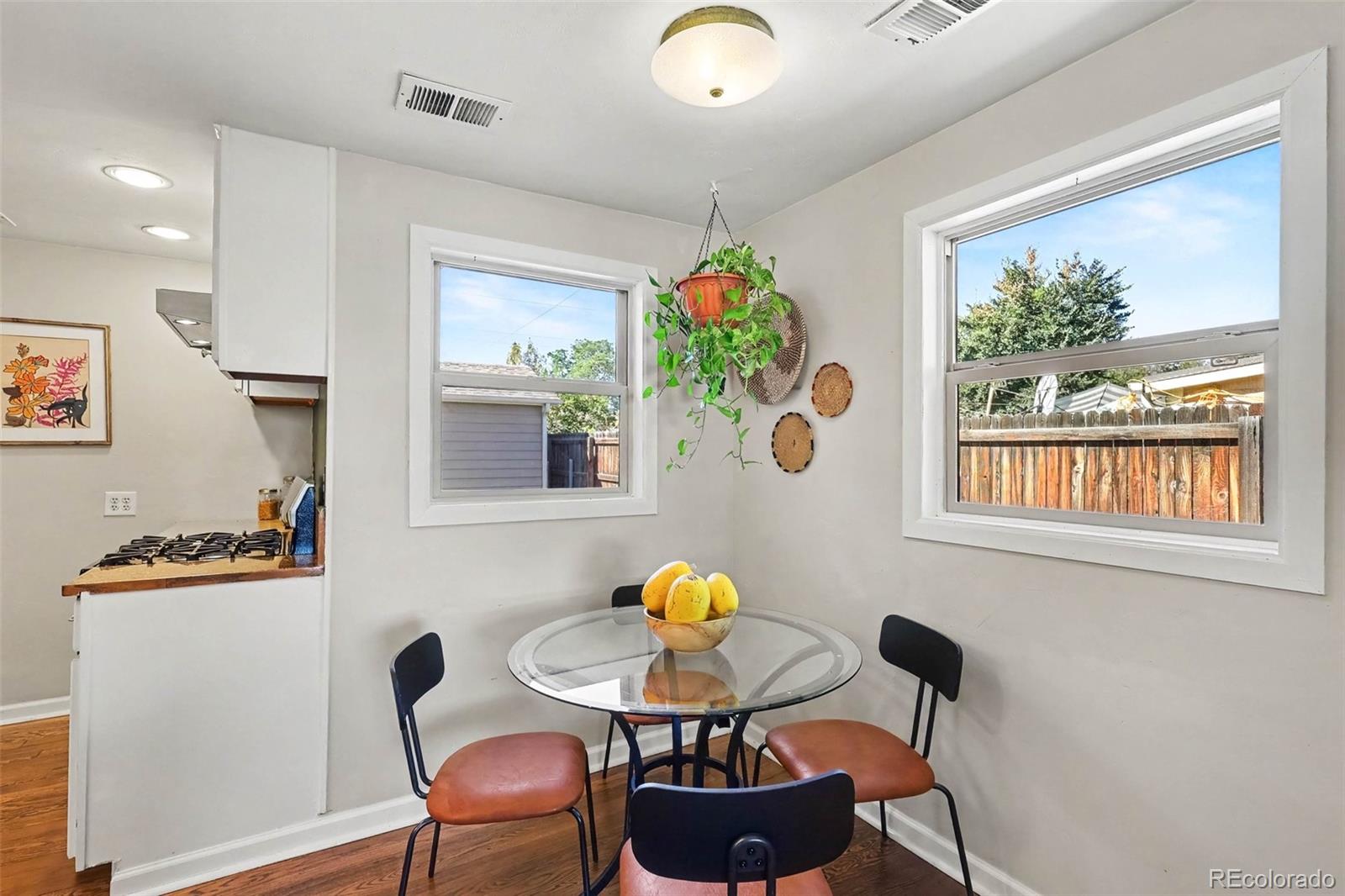 6400 W 45th Place
