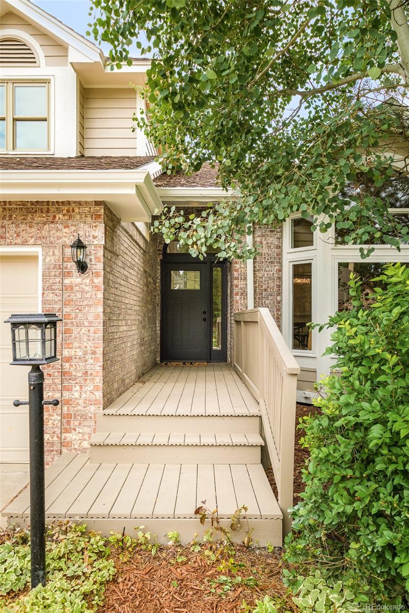 15916 E Crestridge Place