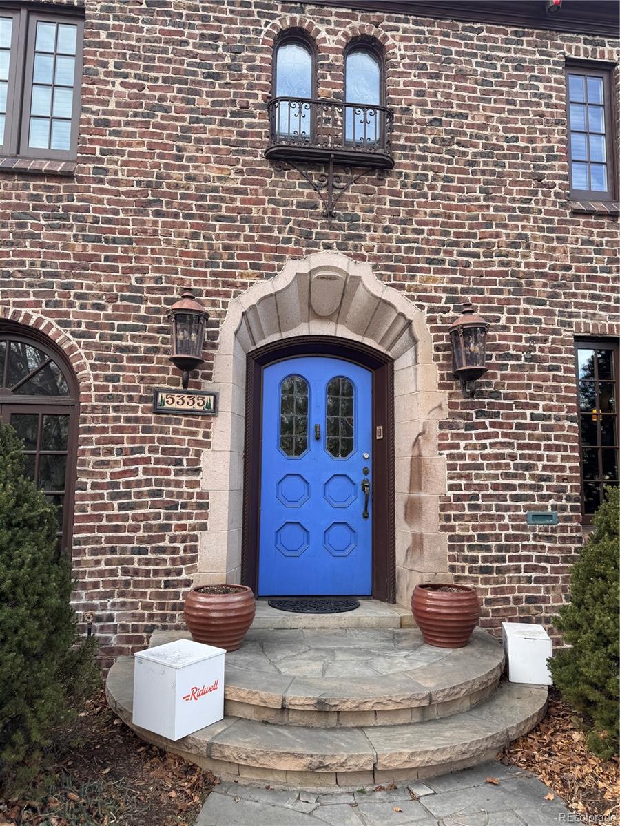 5335 E 17th Avenue Parkway