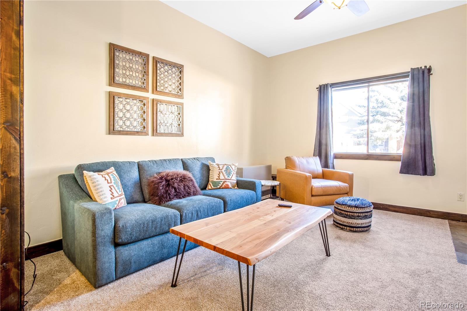 427 W 3rd Street
