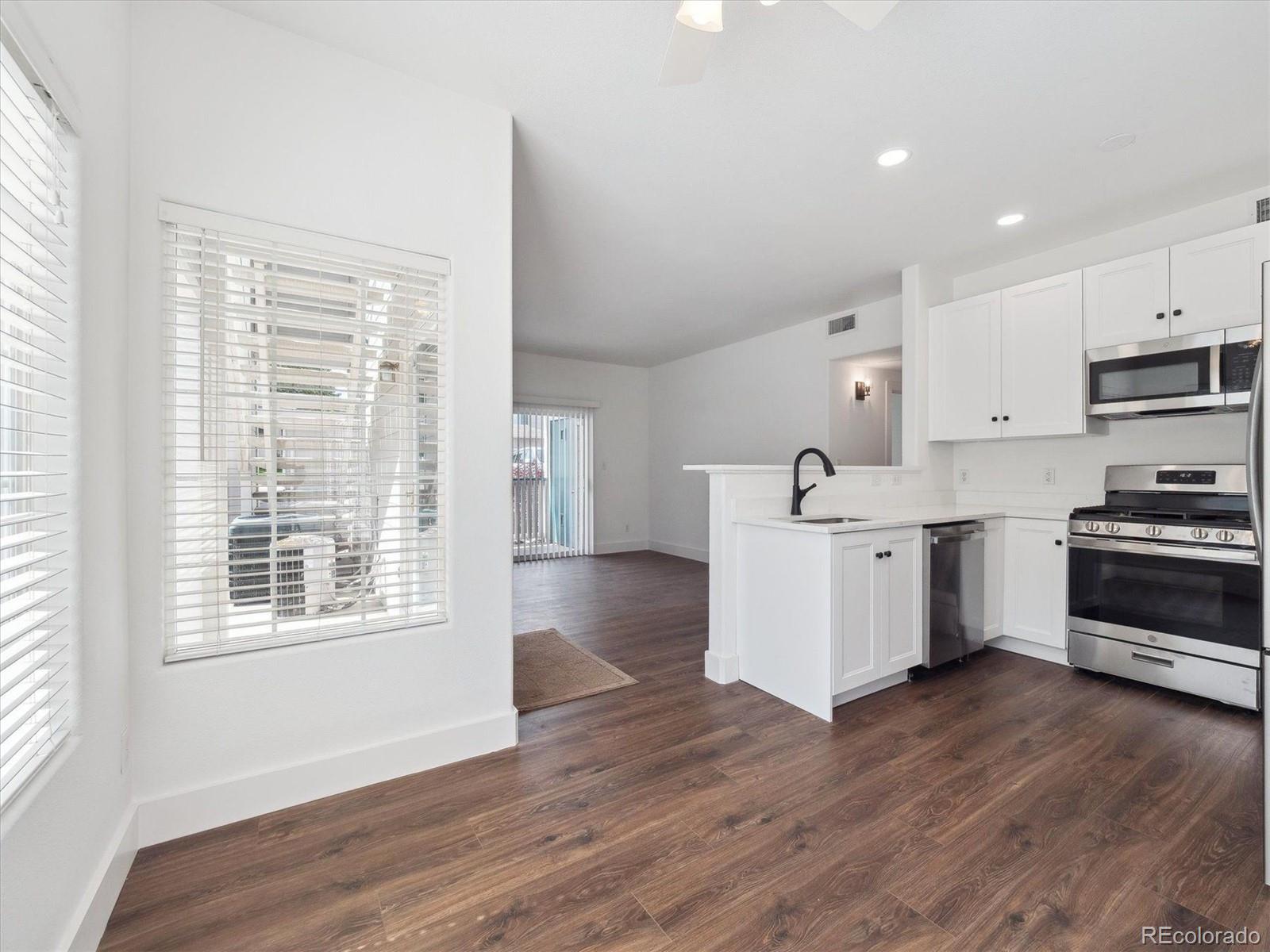 3855 Canyon Ranch Road 104, Highlands Ranch, CO, 80126 3855 Canyon Ranch Road 104