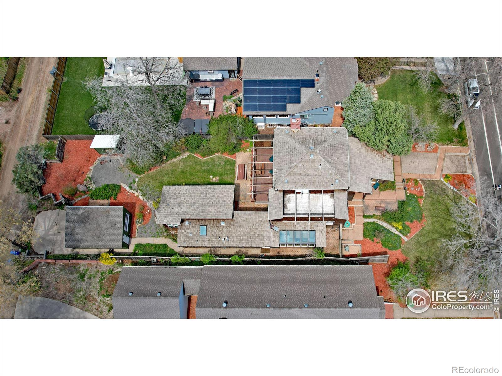 1535 Peterson Street