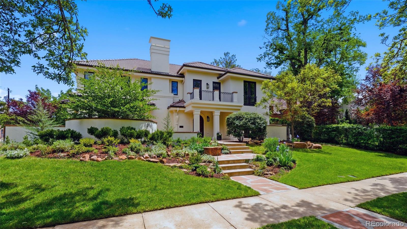 274 Vine Street