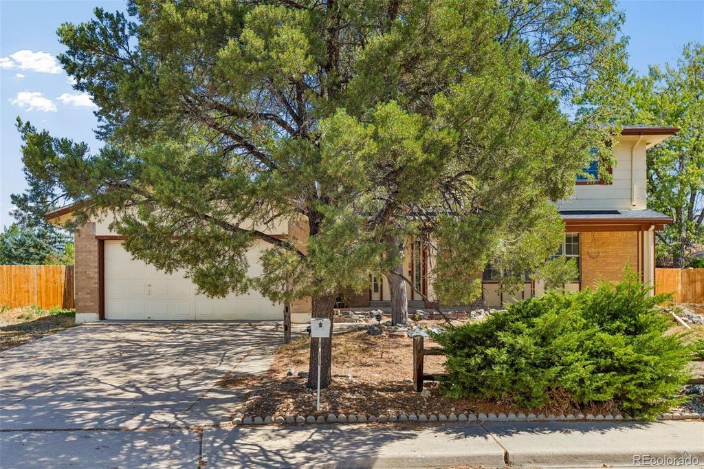 Photo of 1152 Goldenrod Circle, Broomfield, CO 80020 (MLS # 8009011)