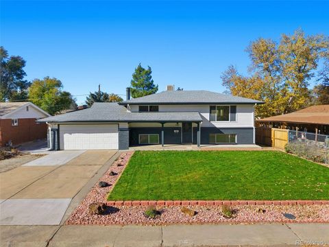 Photo of 8389 Benton Way, Arvada, CO 80003 (MLS # 6951277)