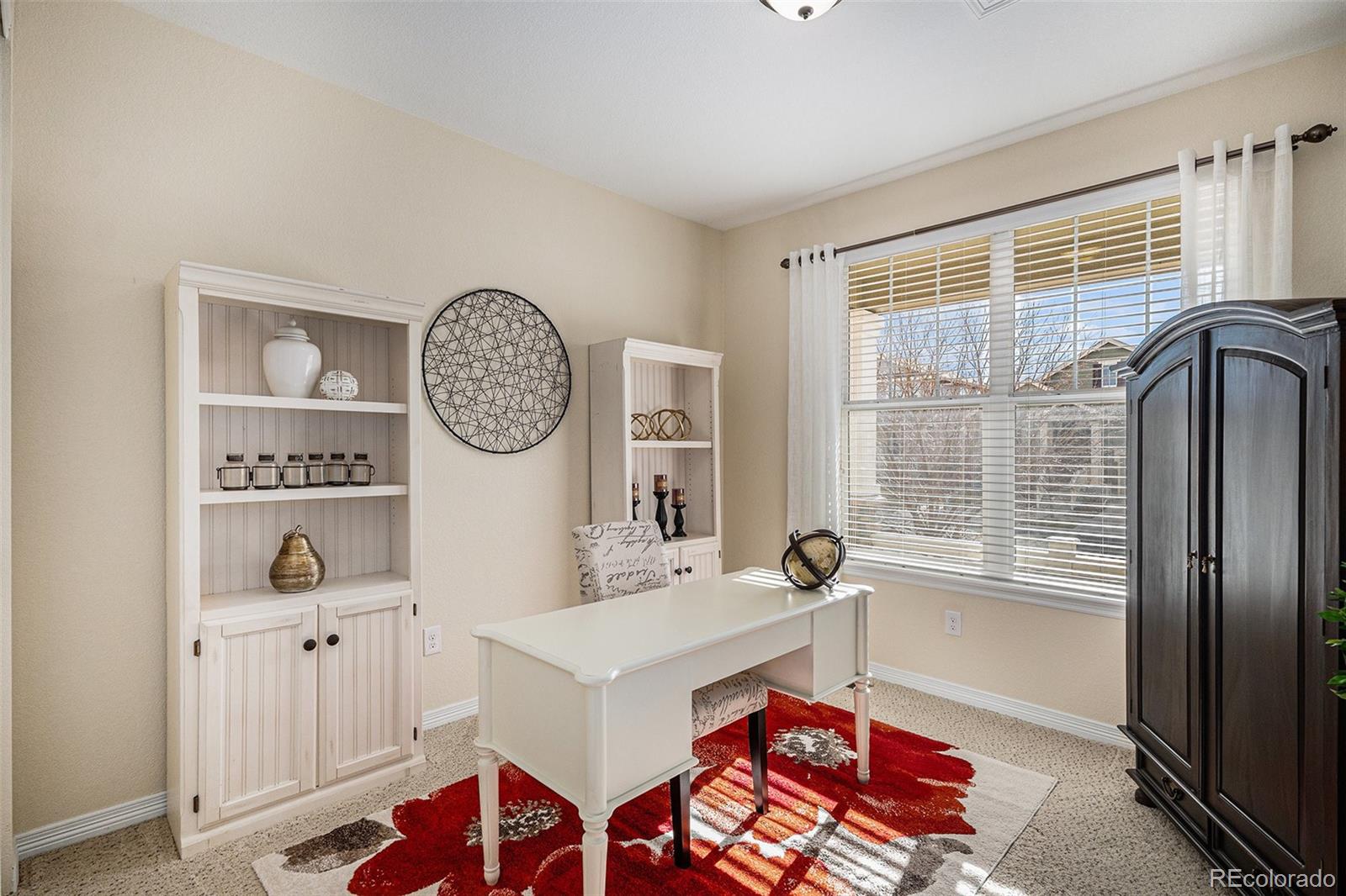 15217 Yellowthroat Street