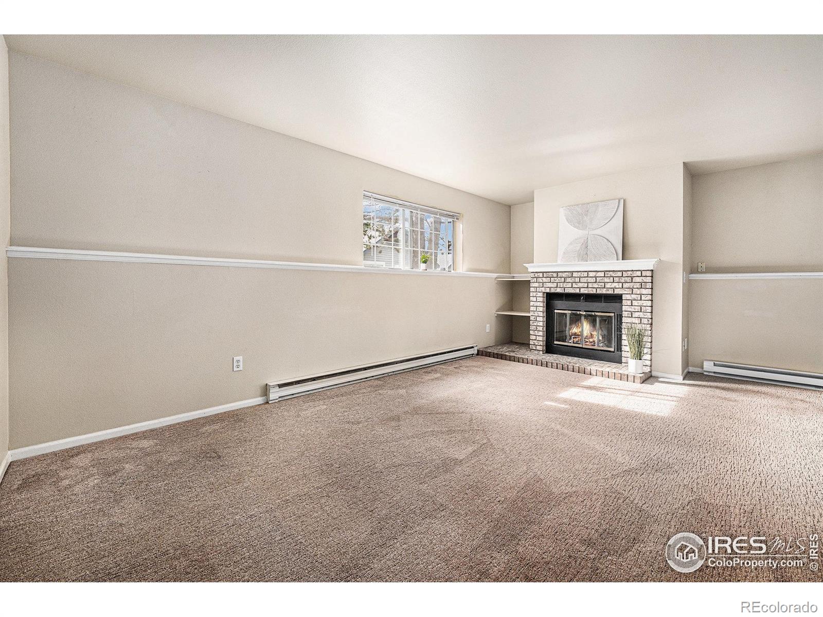 1601 W Swallow Road 1