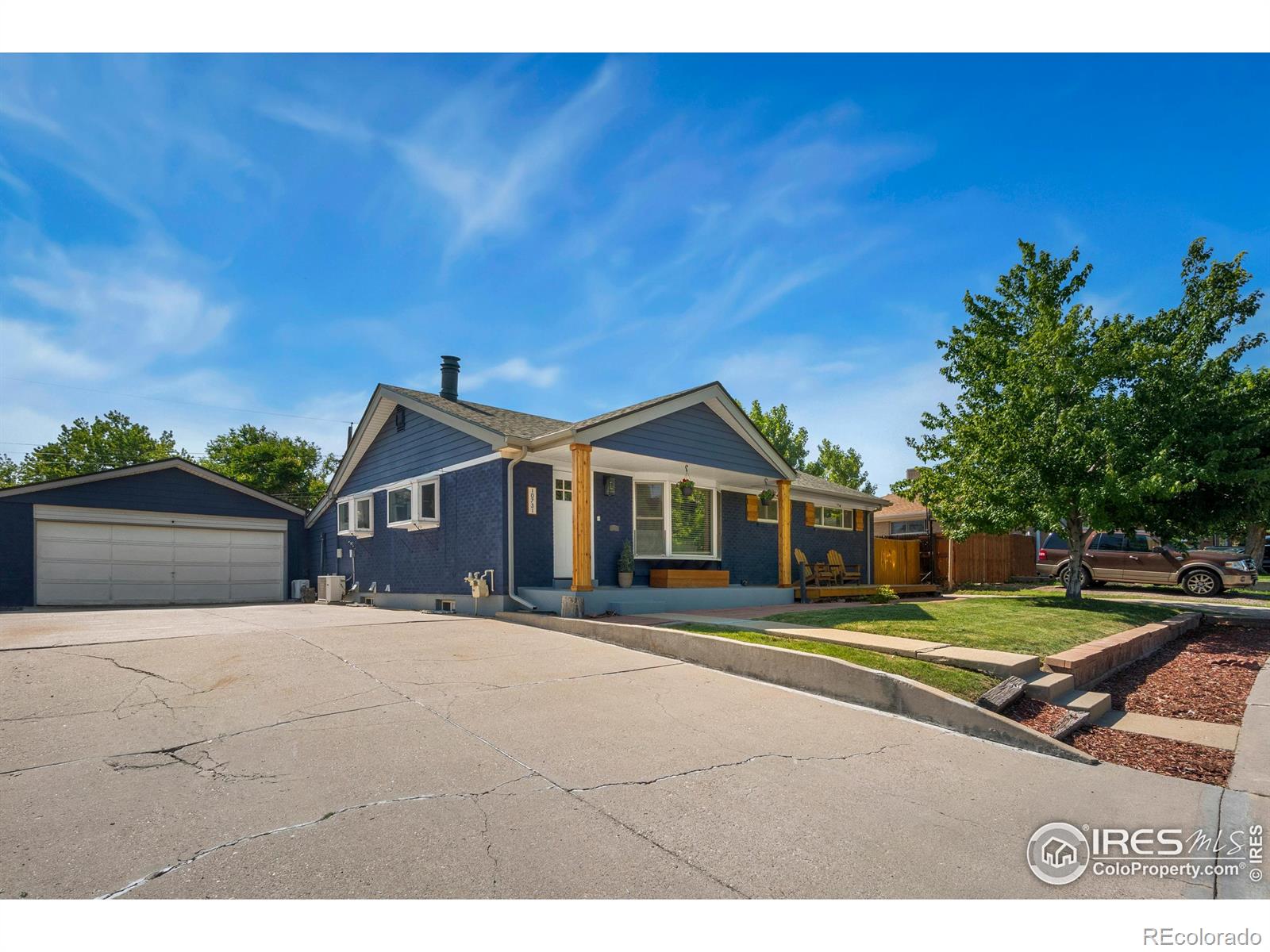 10731 Blue Jay Lane