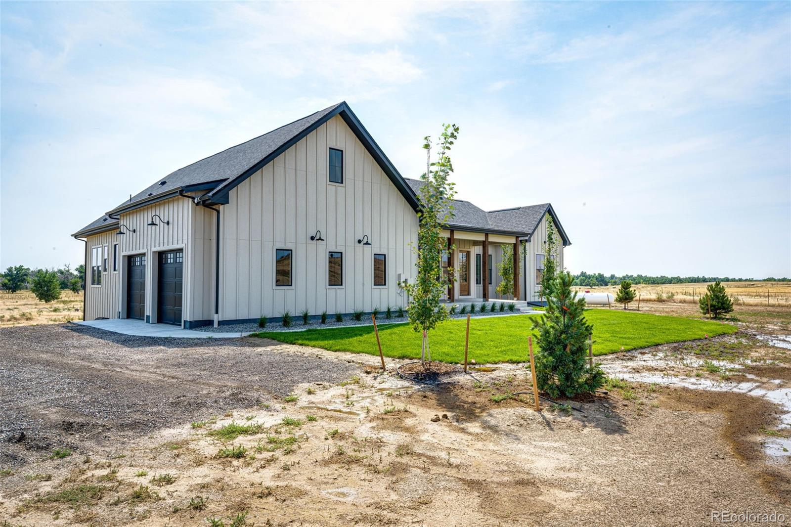 320 S County Road 173