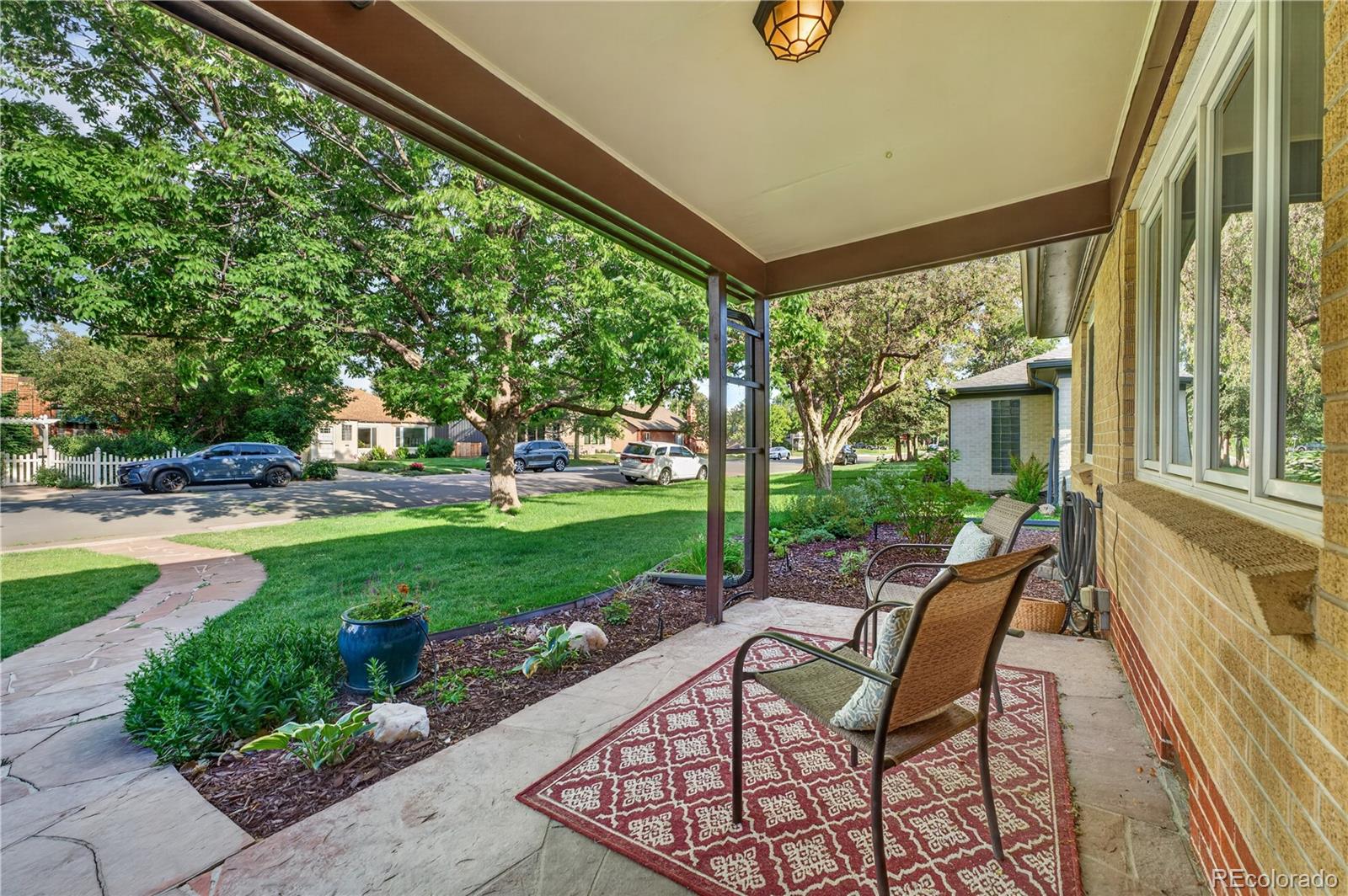 1135 Elm Street