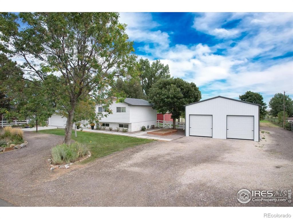 Photo of 15528 Navajo Street, Broomfield, CO 80023 (MLS # IR1044948)
