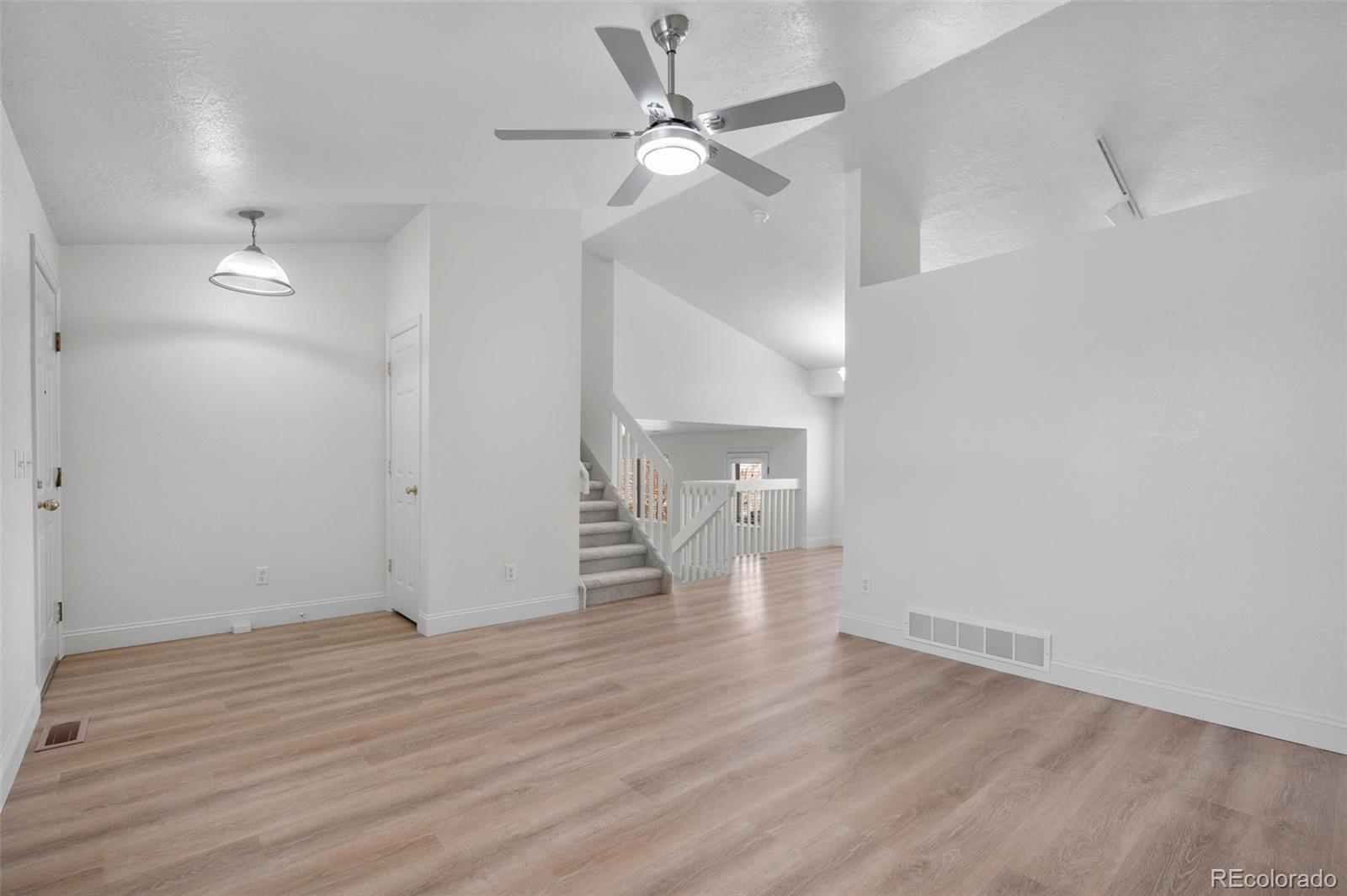 4542 S Gibraltar Street