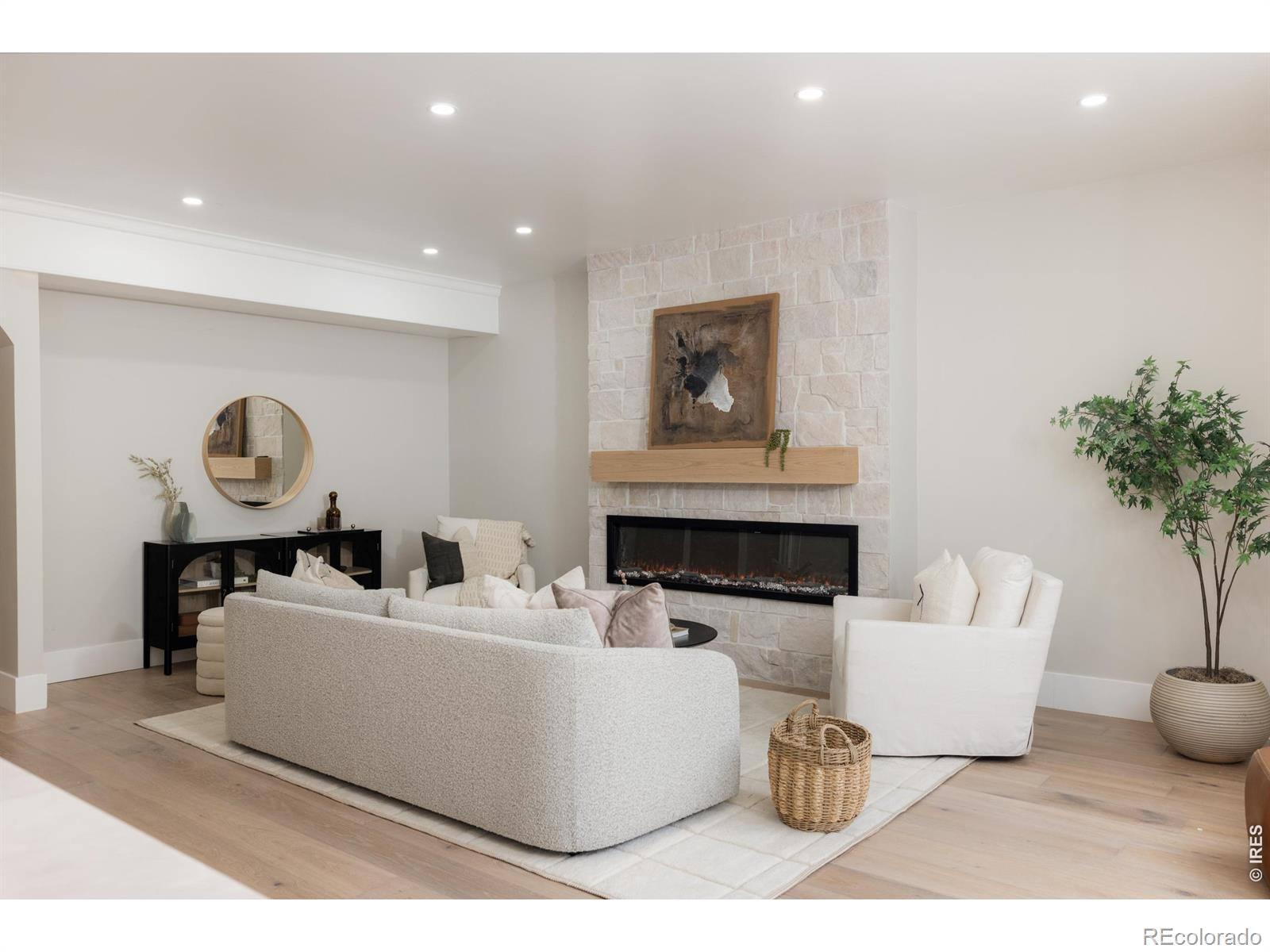 2237 4th Street