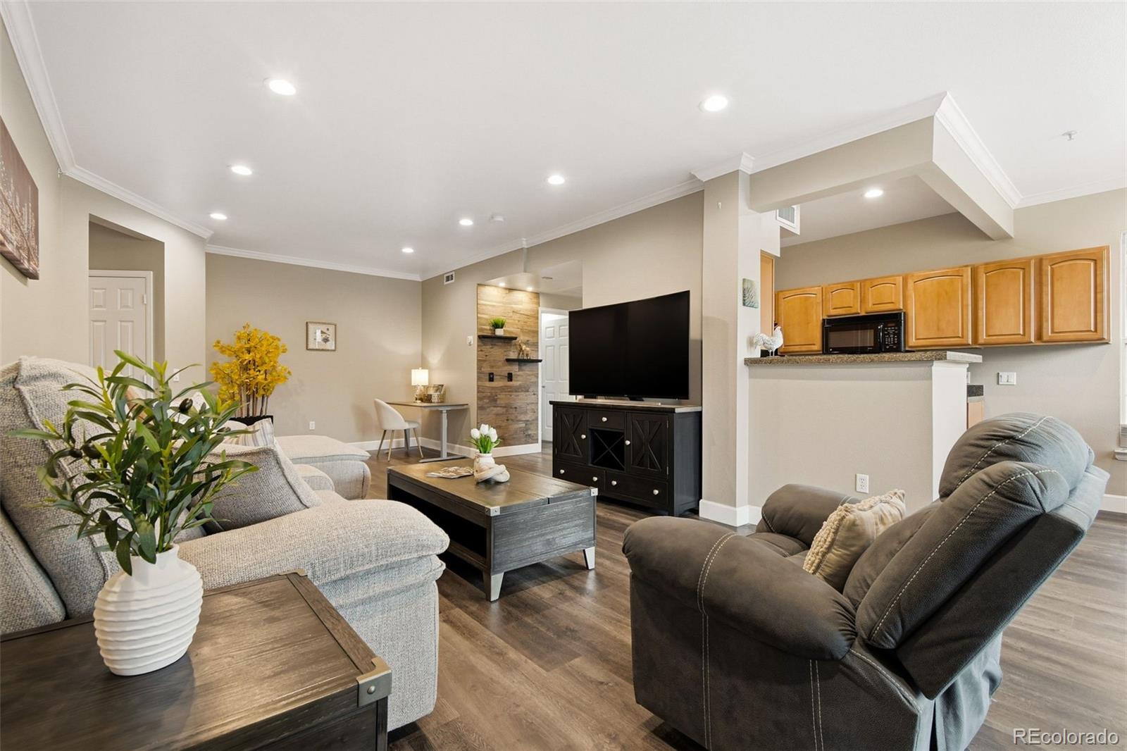 7412 S Quail Circle 1226