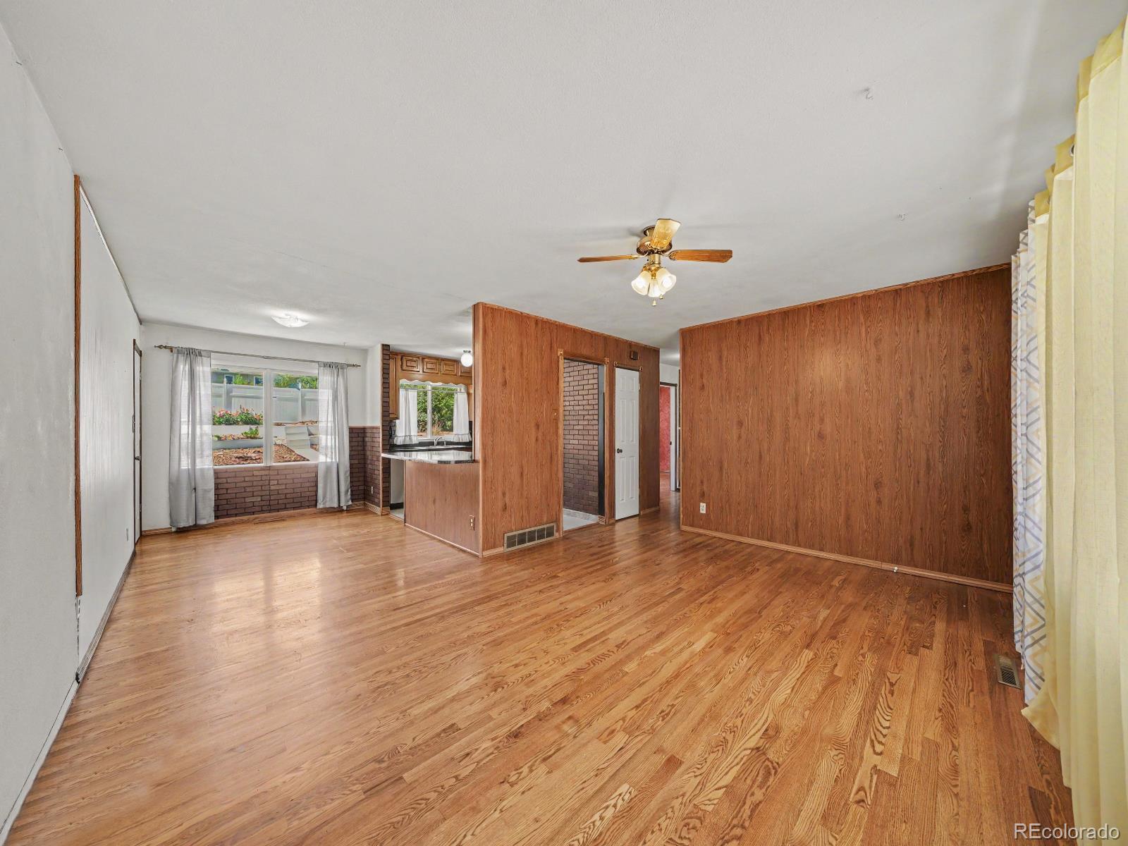 32 Dudley Avenue
