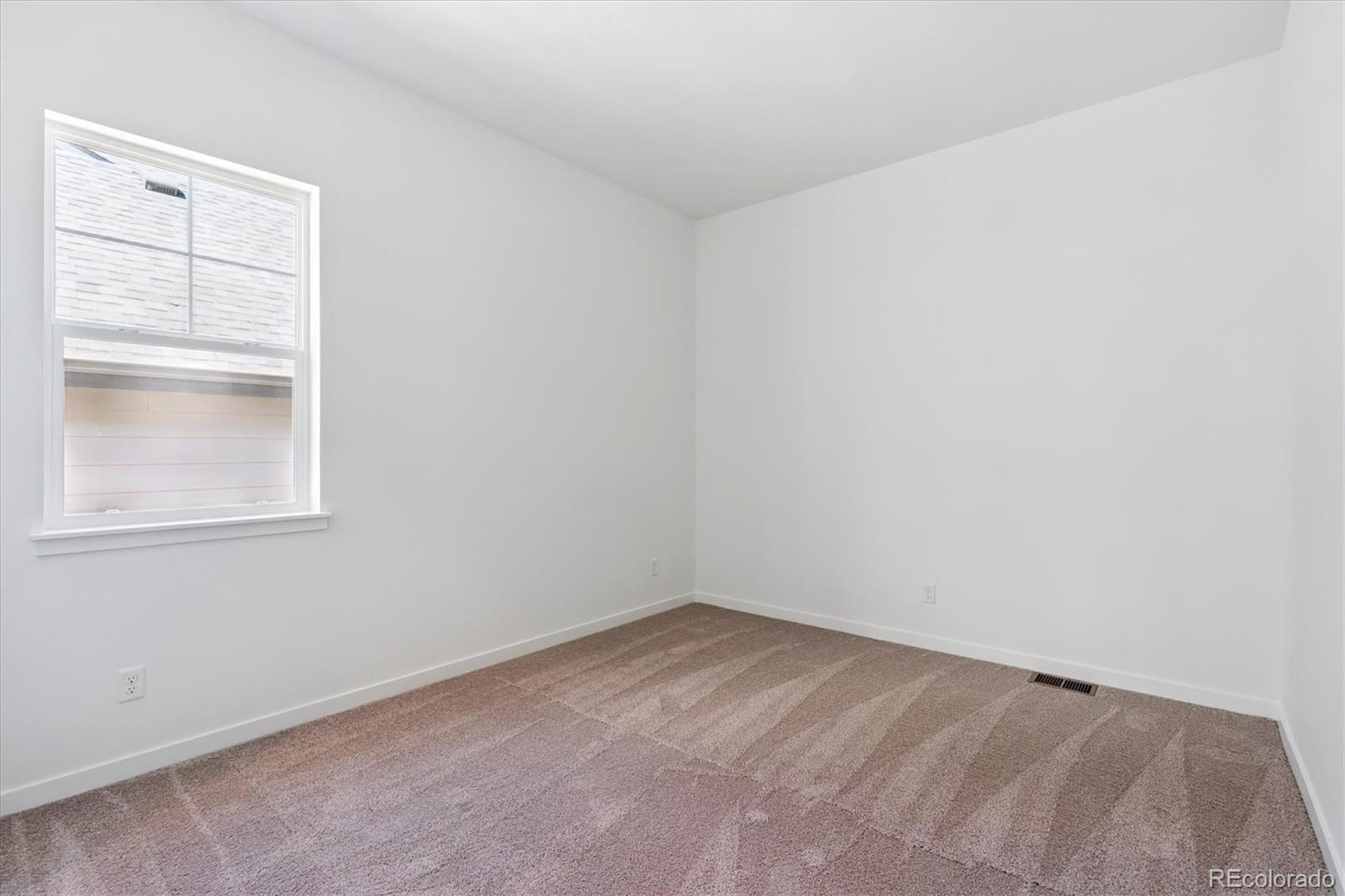 2610 Bitterroot Place