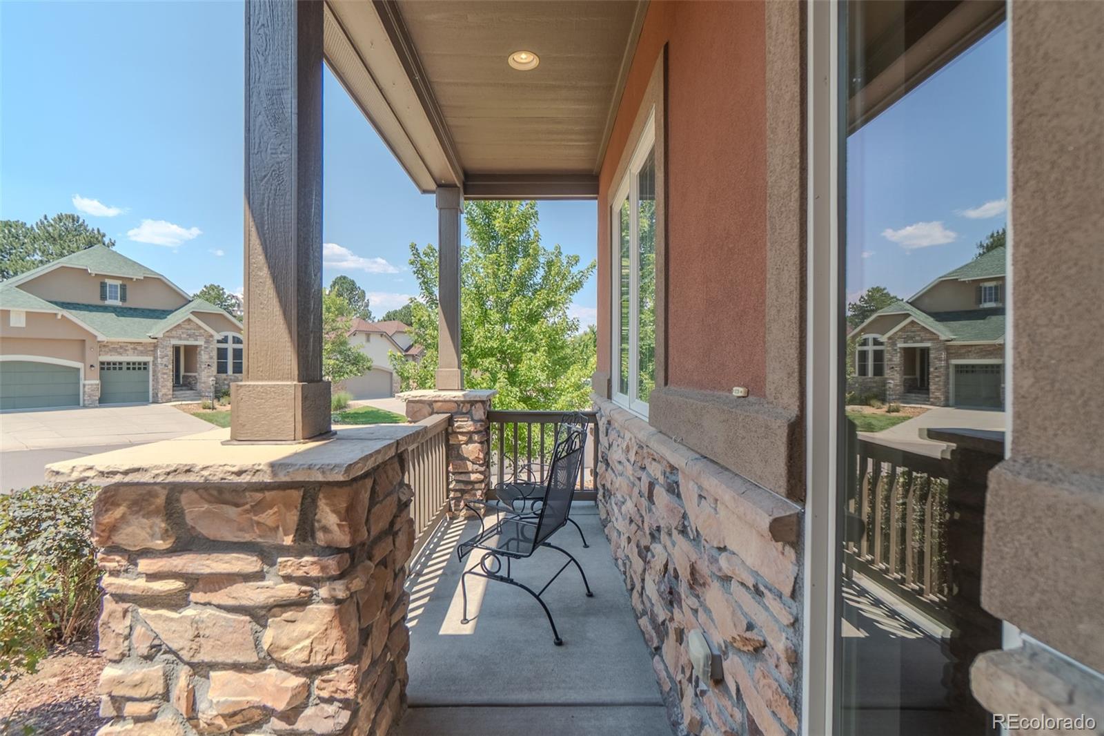 1842 Holmby Court