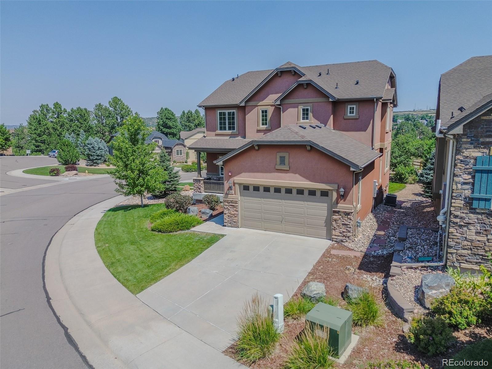 1842 Holmby Court