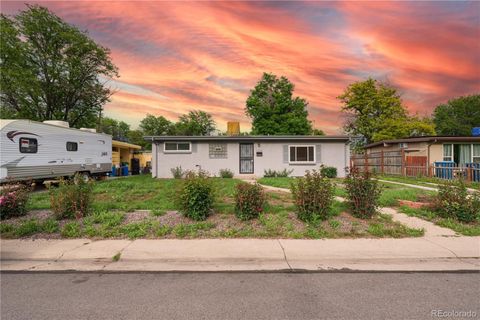 1316 S Chase Street, Lakewood, CO 80232 - #: 8528001
