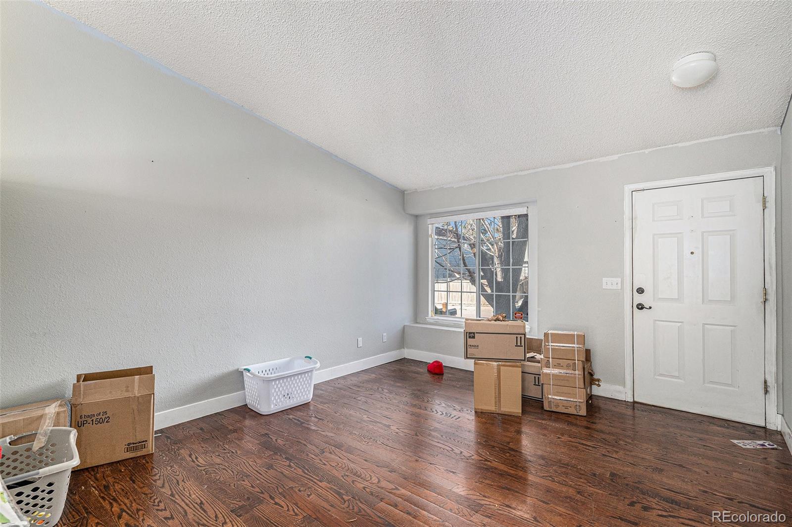 4690 N Foxtail Drive