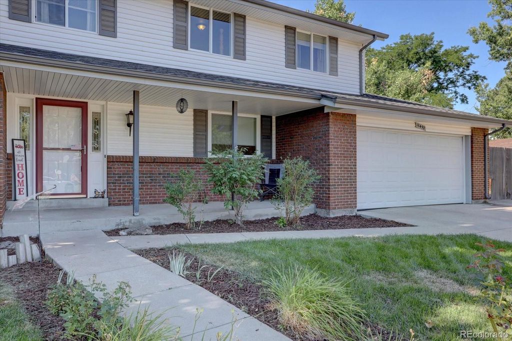 Photo of 11452 W Louisiana Avenue, Lakewood, CO 80237 (MLS # 8652536)