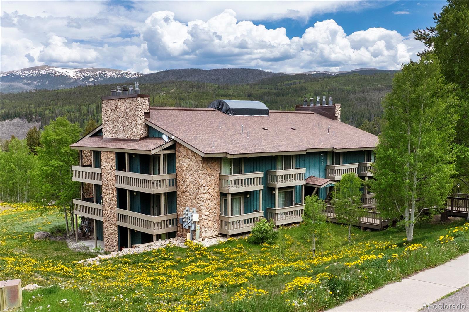 510 Kings Crossing C 202