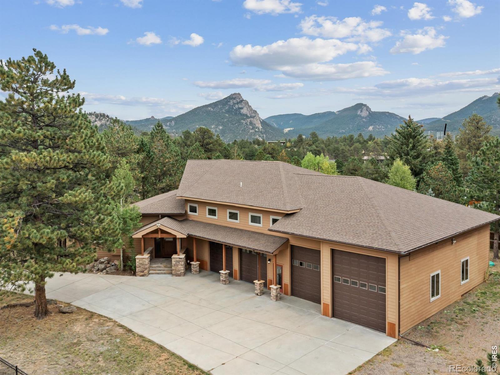 557 Grand Estates Drive