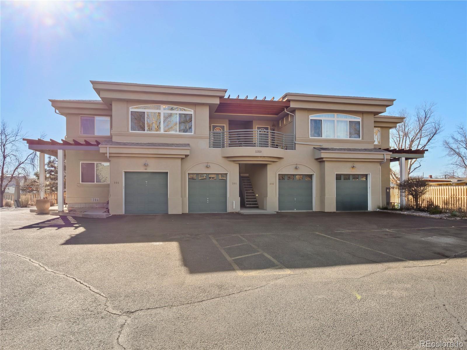 5359 Balsam Street 201