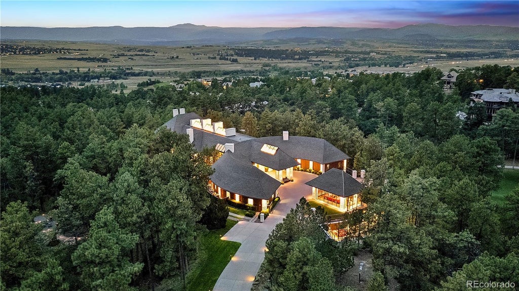 Photo of 3 Elk Pointe Lane, Castle Rock, CO 80108 (MLS # 9970946)