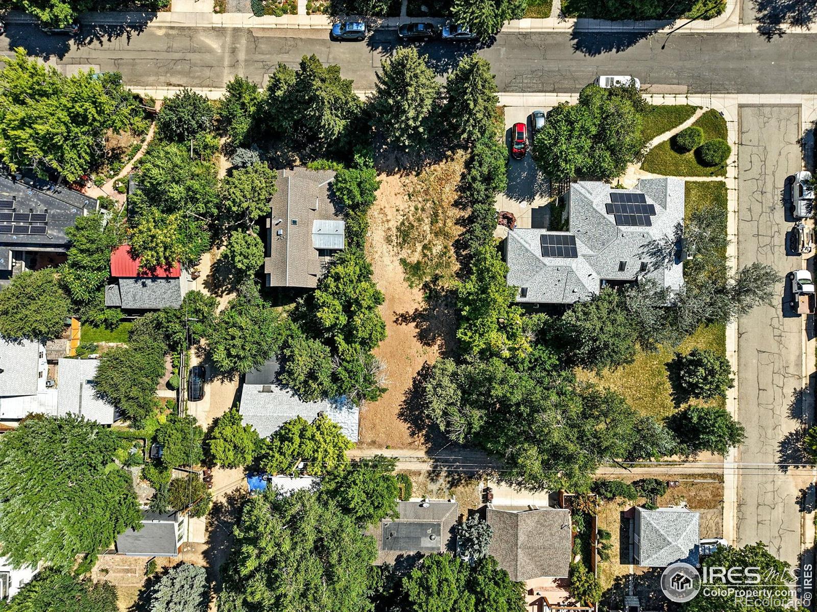 2119 Mariposa Avenue