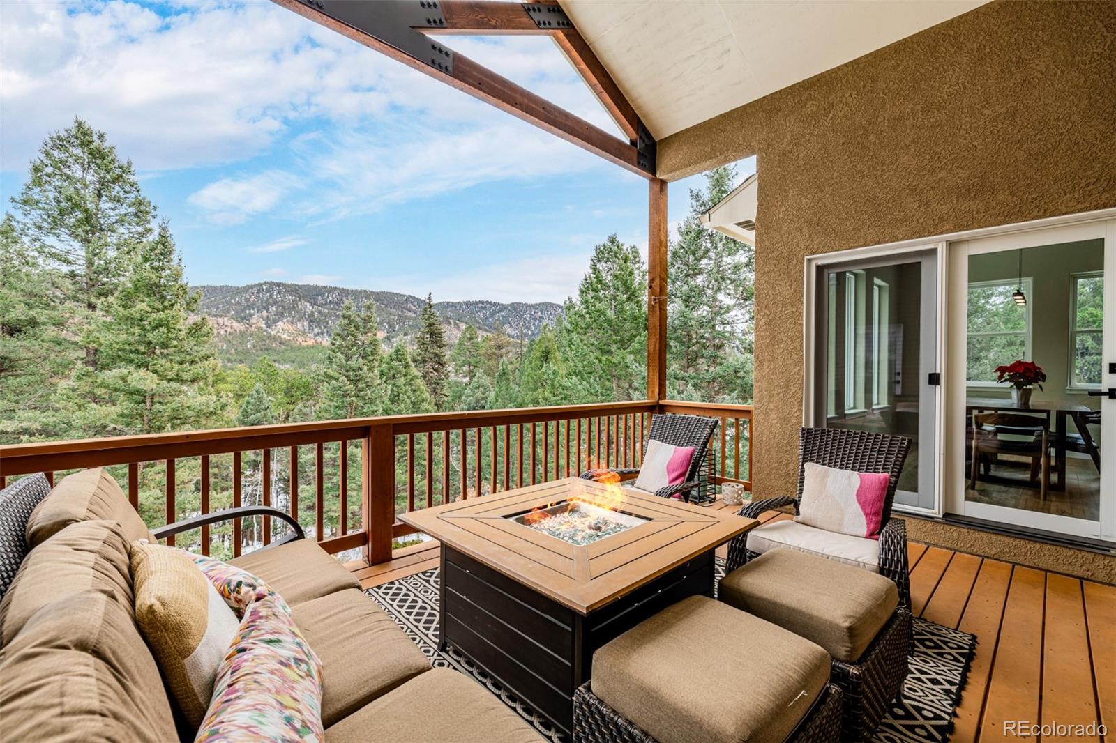 556 Crystola Court