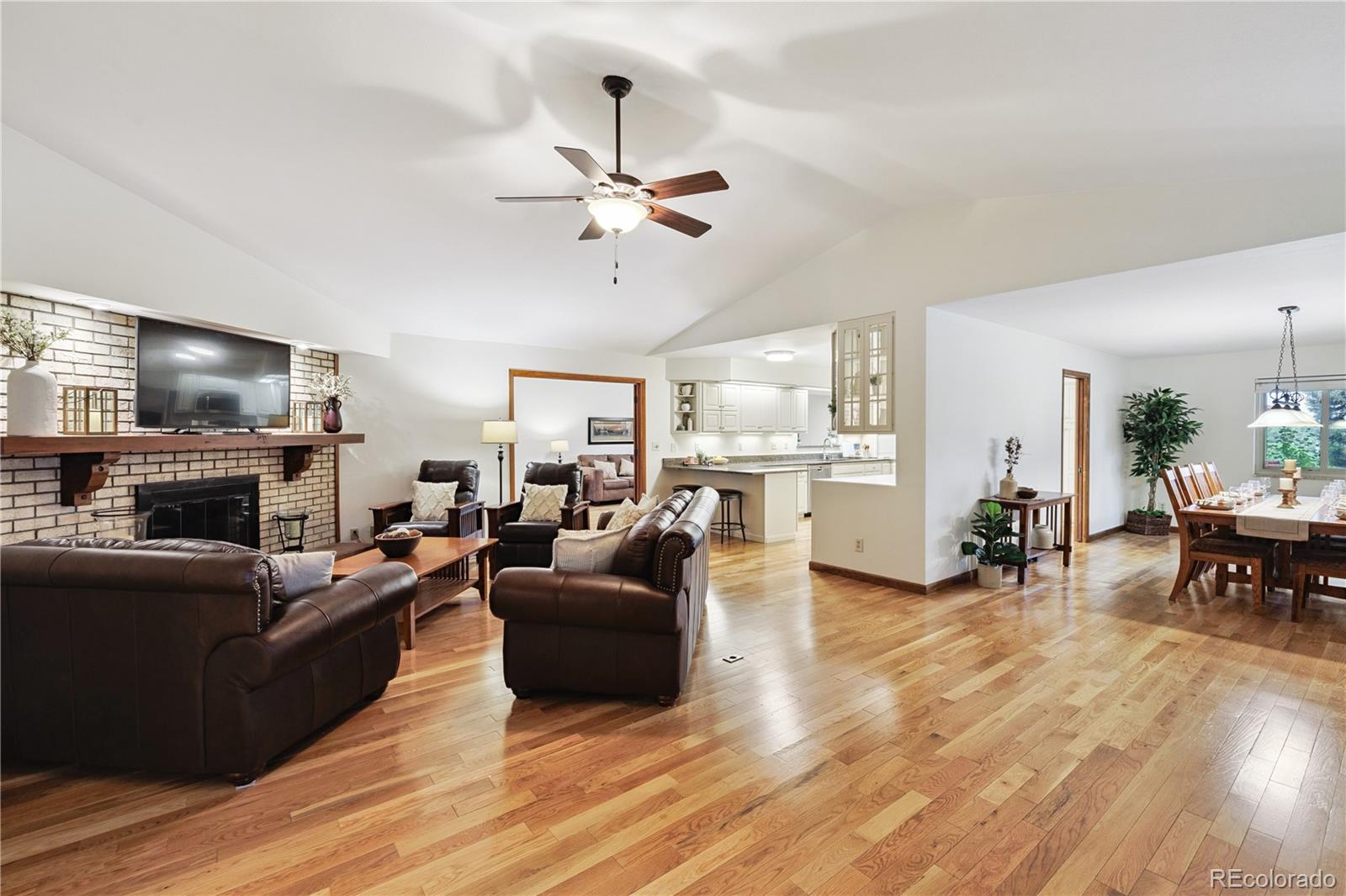 3298 S Krameria Street, Denver, CO, 80222 1 3298 S Krameria Street